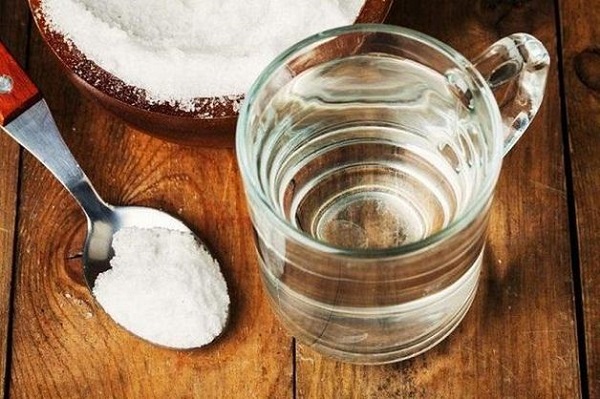 Cách trị nhiệt miệng 2