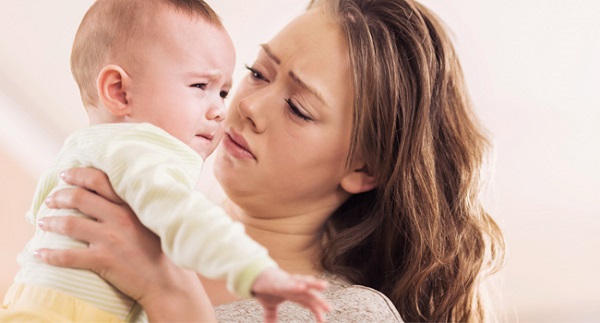 Dấu hiệu trẻ mọc răng 5