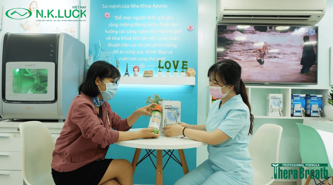 Nước súc miệng TheraBreath 3
