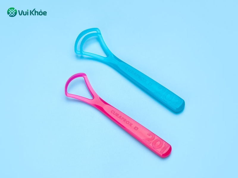 5 nên sử dụng cây cạo lưỡi chất lượng để đảm bảo sức khỏe răng miệng