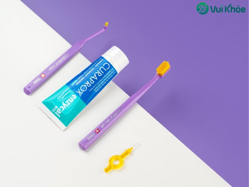6 sử dụng các sản phẩm chăm sóc răng miệng phù hợp để hạn chế nguy cơ vỡ răng