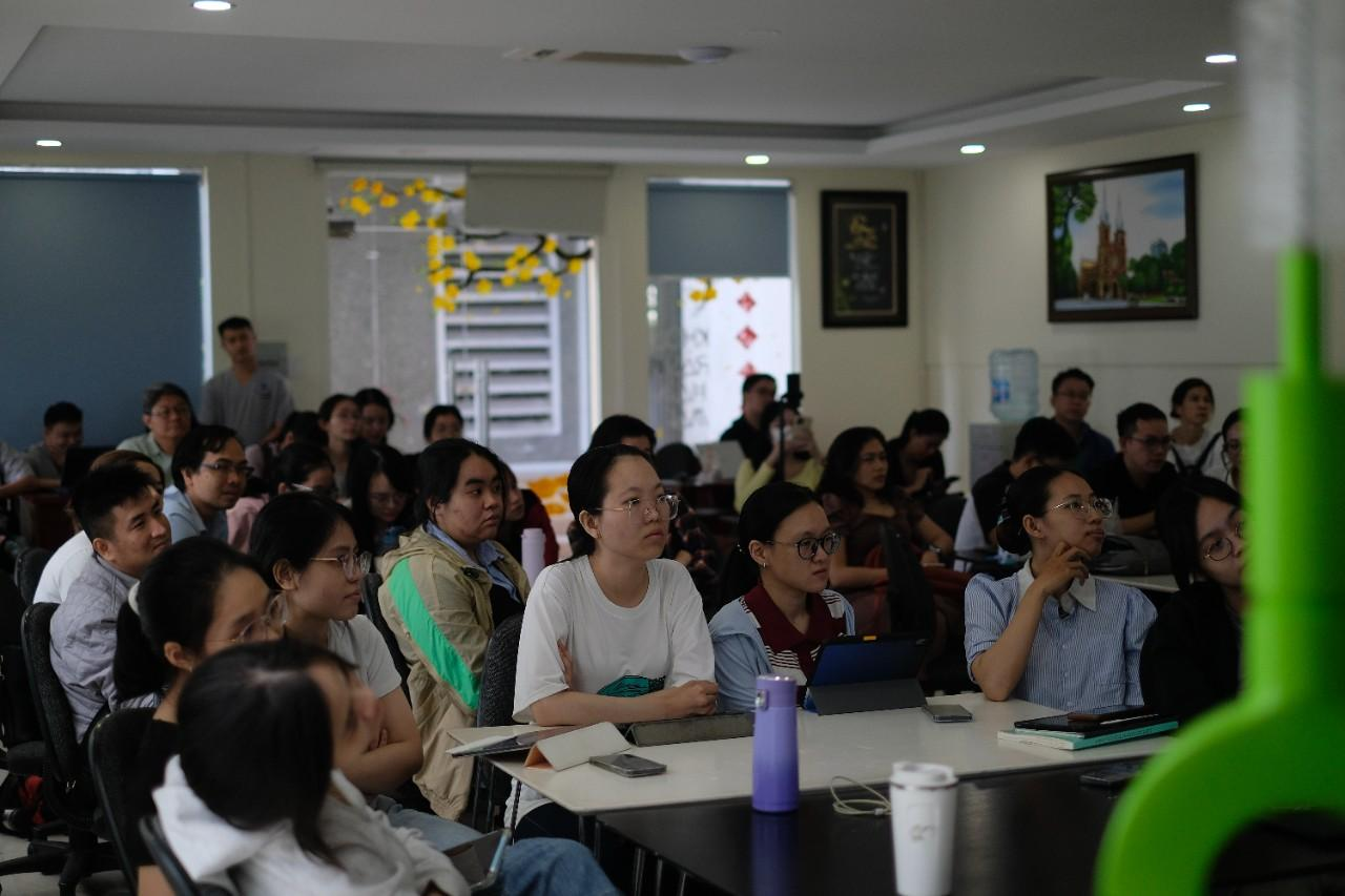 Hành trình trải nghiệm chăm sóc răng miệng cùng triết lý Touch to Teach