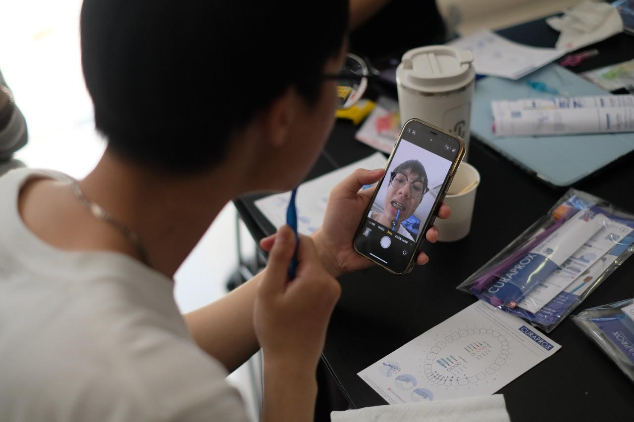 Hành trình trải nghiệm chăm sóc răng miệng cùng triết lý Touch to Teach